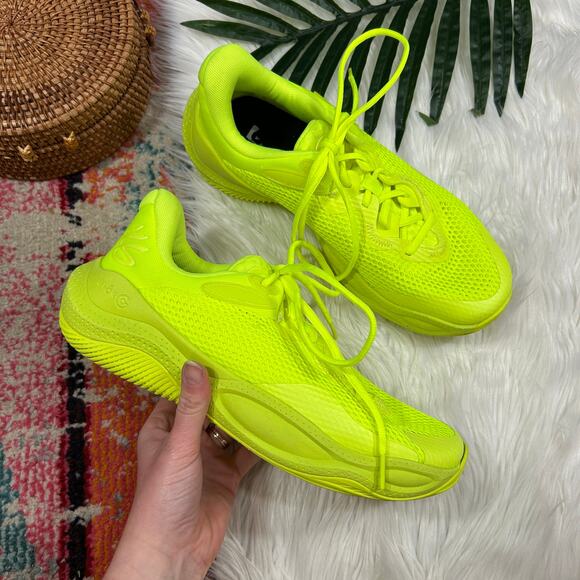 Under Armour Neon Yellow Athletic Curry Splash 24 Sneaker Mens 10 / Womens 11.5 - Picture 1 of 9